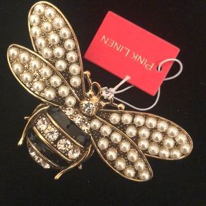 PG441 NWT Pink Linen Pearl/diamond Bumblebee pin